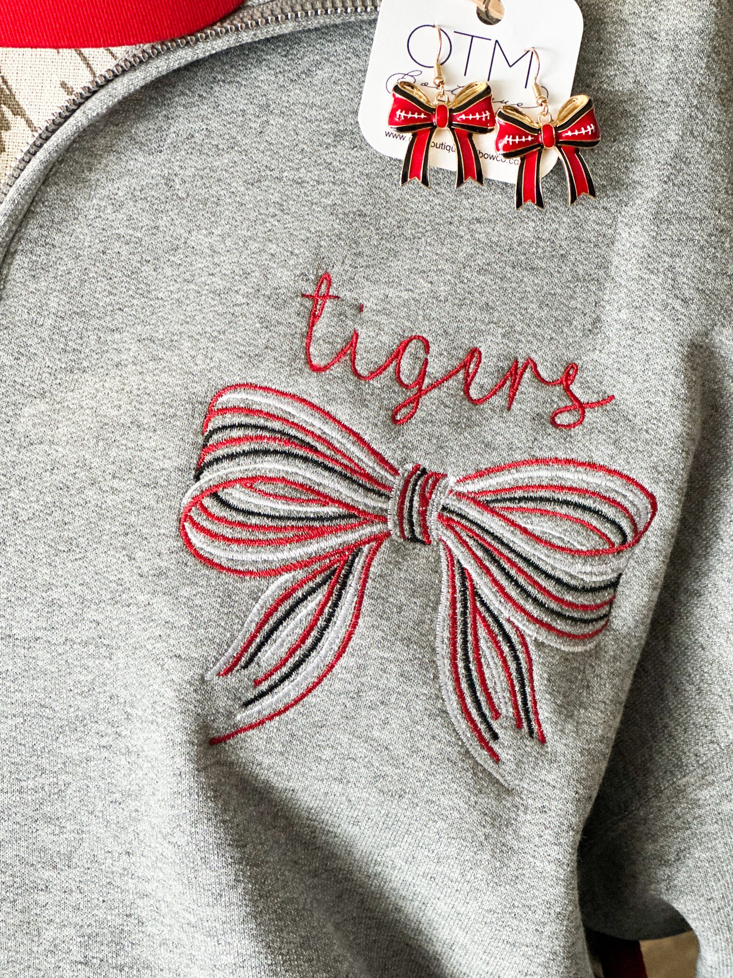 PREORDER Custom Embroidered Bow Design - YOUTH