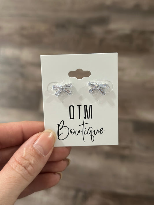 Ribbon Bow Studs